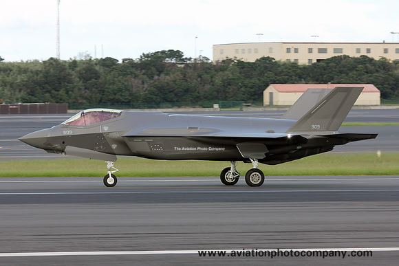 Israeli Air Force lockheed F-35I Adir 909 at Lajes (2017)