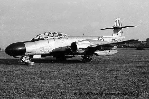 RAF ex 3 CAACU Gloster Meteor TT.20 WM270/Y (1974)