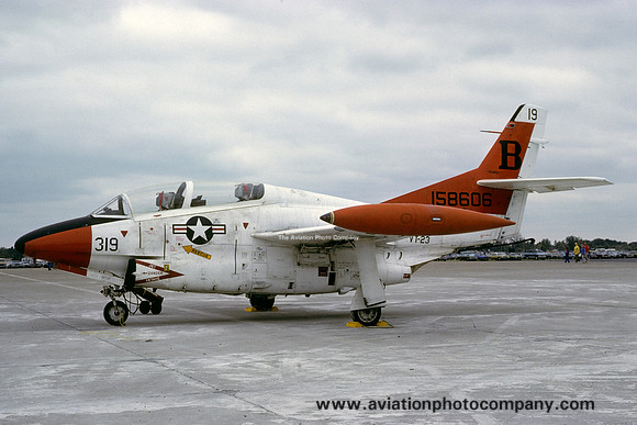 US Navy VT-23 North American T-2C Buckeye 158606/B-319 (1979)