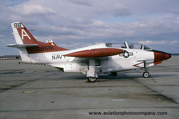 US Navy TW-1 North American T-2C Buckeye 158581/A-998 (1998)