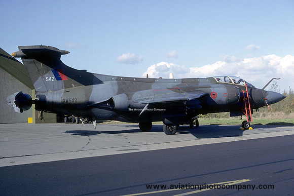 RAF 237 OCU Blackburn Buccaneer S.2 XW542 (1988)