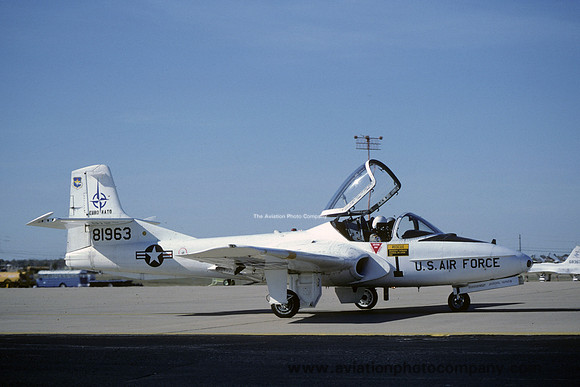 USAF 80 FTW Cessna T-37B Tweet 58-1963 (1990)