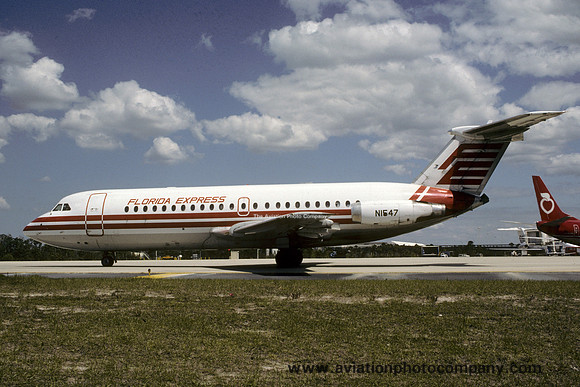 Florida Express BAC 111-203 N1547 (1986)