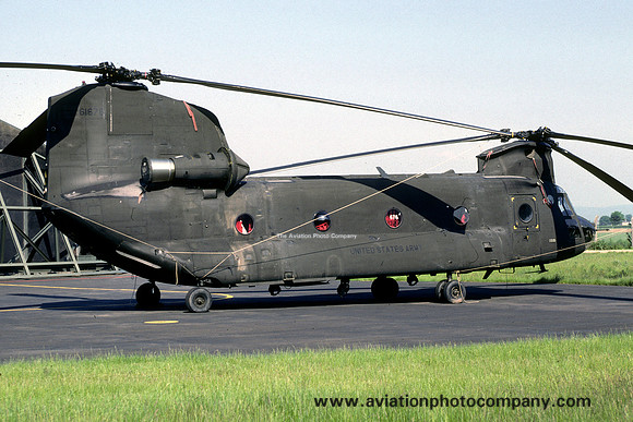 US Army 205th Aviation Company Vertol CH-47D Chinook 86-1676 (1989)