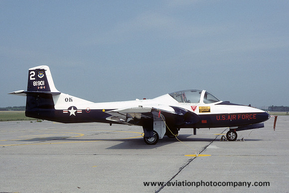 USAF 71st Flying Training Wing Cessna T-37B Tweet 58-1901 (1989)
