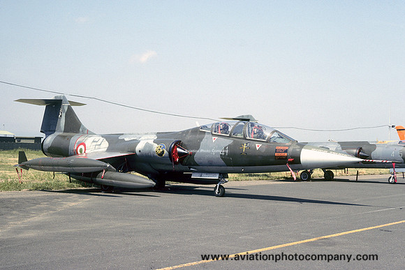 Italian Air Force 4 Stormo Lockheed TF-104G Starfighter MM54260/4-41 (1991)