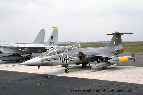 German Navy MFG1 Lockheed TF-104G Starfighter 28+22 (1978)