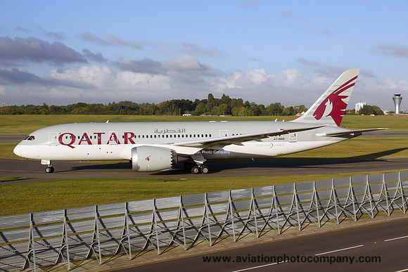 Qatar Airways Boeing 787-8 A7-BDD at Birmingham IAP (2017)
