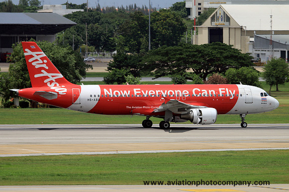 Thai Air Asia Airbus A320-200 HS-ABA (2015)