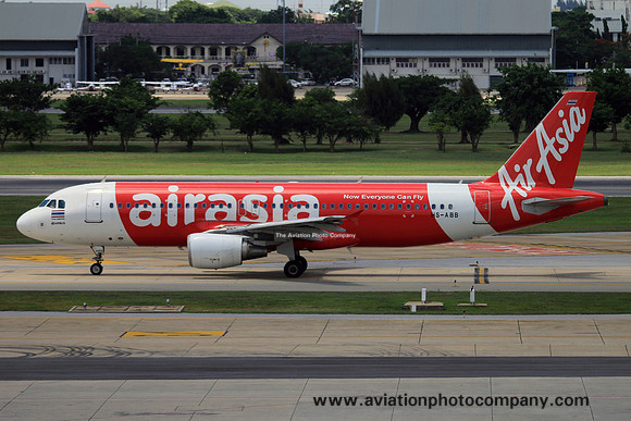 Thai Air Asia Airbus A320-200 HS-ABB (2015)