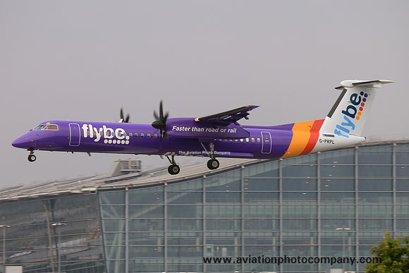 FlyBe DHC-8-400 G-PRPL at London Heathrow (2017)