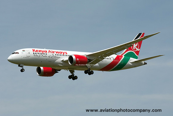 Kenya Airways Boeing 787-8 5Y-KZB at Paris CDG (2017)