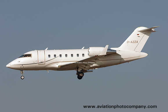 DC Aviation GmbH Bombardier Challenger 605 D-AZZA at Frankfurt (2017)
