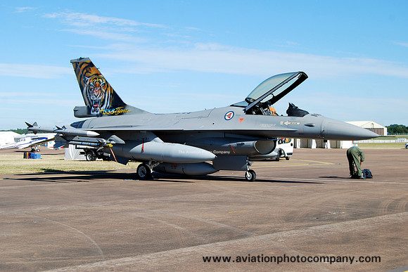 Norwegian Air Force 336 Skv GD F-16AM 671 at RIAT Fairford (2014)