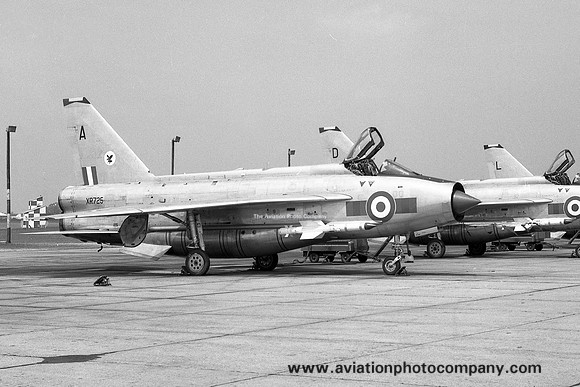 RAF 23 Squadron English Electric Lightning F.6 XR725/A (1968)
