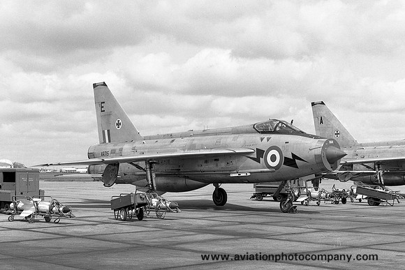 RAF 111 Squadron English Electric Lightning F.3 XR715/E (1968)