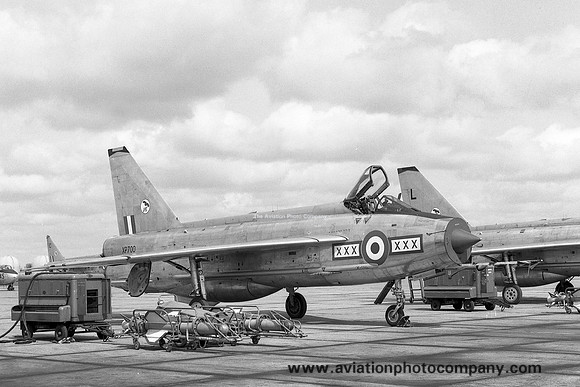 RAF 29 Squadron English Electric Lightning F.3 XP700 (1968)