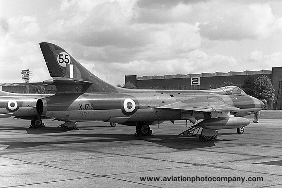 RAF 229 OCU Hawker Hunter F.6 XJ713/55 (1968)