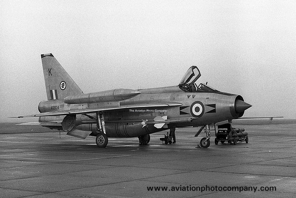RAF 11 Squadron English Electric Lightning F.6 XS934/K (1968)