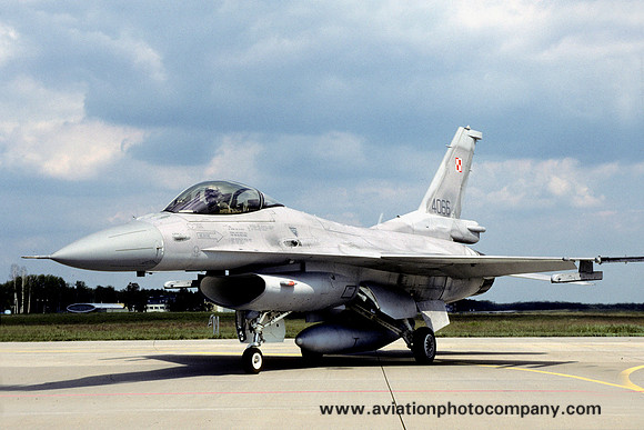 Polish Air Force General Dynamics F-16C Fighting Falcon 4066 (2009)