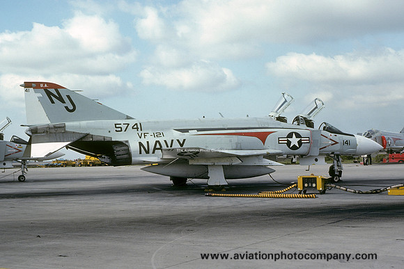 US Navy VF-121 McDonnell F-4J Phantom 155741/NJ-141 (1975)