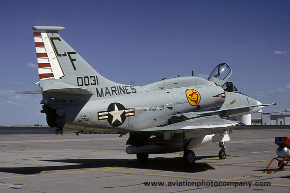 US Marines VMA-211 Douglas A-4M Skyhawk 160031/CF-1 (1977)