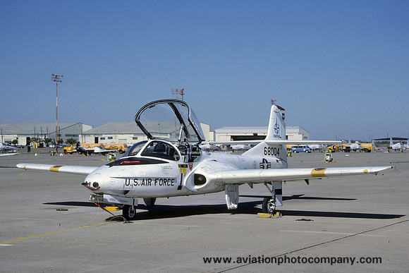 USAF 80th Flying Training Wing Cessna T-37B Tweet 66-8004 (1990)