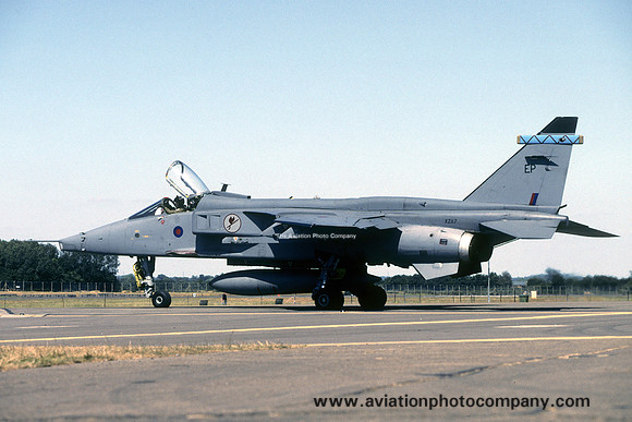 RAF 6 Squadron Sepecat Jaguar GR.1 XZ117/EP (1999)