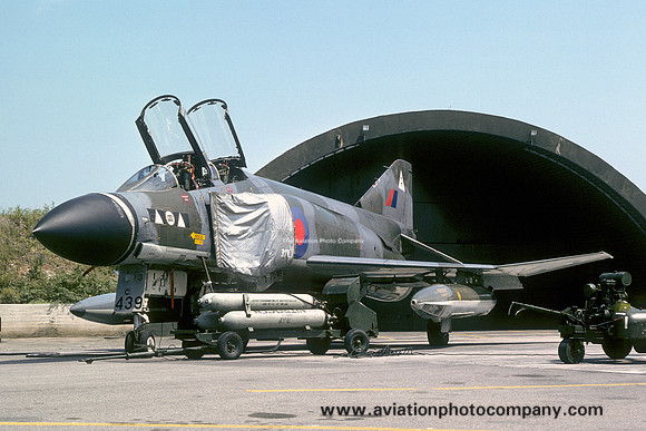 RAF 2 Squadron McDonnell F-4M Phantom FGR.2 XV439/R (1976)