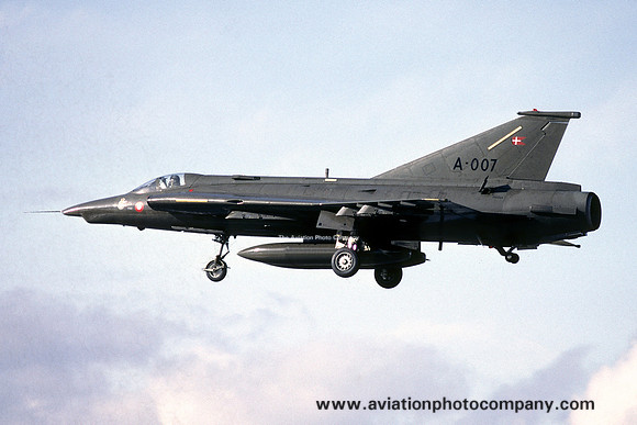 Danish Air Force Esk 725 SAAB Draken F-35 A-007 (1992)