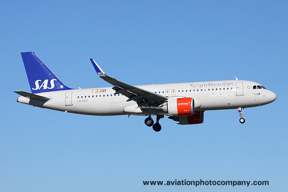 SAS Airbus A320NEO LN-RGO (2017)