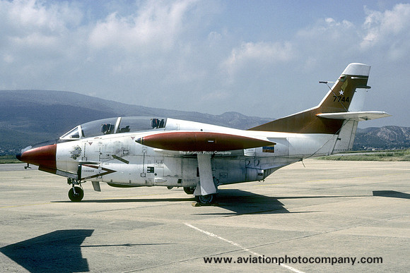 Venezuelan Air Force North American T-2D Buckeye 7744 (1990)