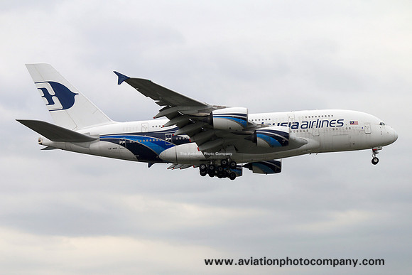 Malaysia Airlines Airbus A380-800 9M-MND at London Heathrow (2017)