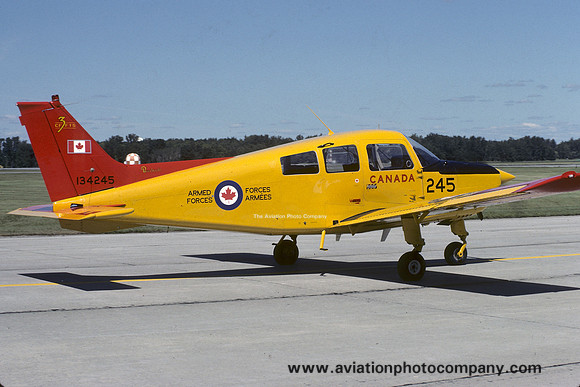 Canadian Air Force 3 CFFTS Beech C23/CT-134A Musketeer II 132245 (1984)