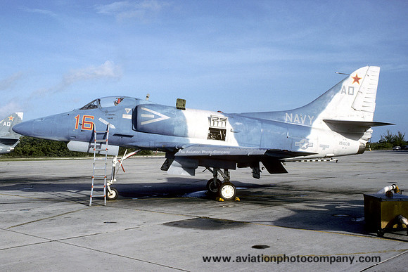US Navy VF-45 Douglas A-4E Skyhawk 151038/AD-16 (1989)