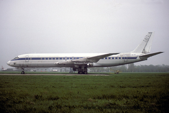 Douglas DC-8-33 LN-PIP at Copenhagen (1986)