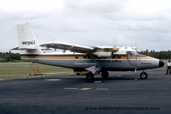 Merpati Nusantara Airlines DHC-6-300 Twin Otter PK-NUT (1986)