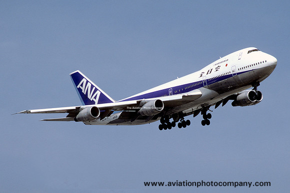 ANA All Nippon Airways Boeing 747SR-81 JA8136 (1986)