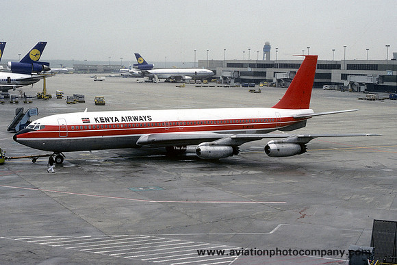 Kenya Airways Boeing 707-321 G-AYVG (1977)