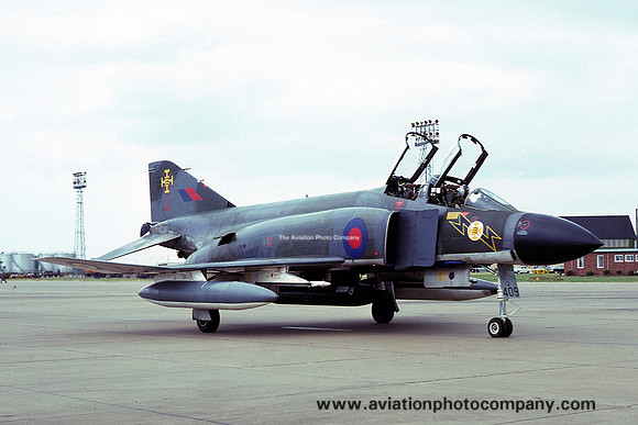 RAF 111 Squadron McDonnell F-4M Phantom FGR.2 XV409/J (1975)