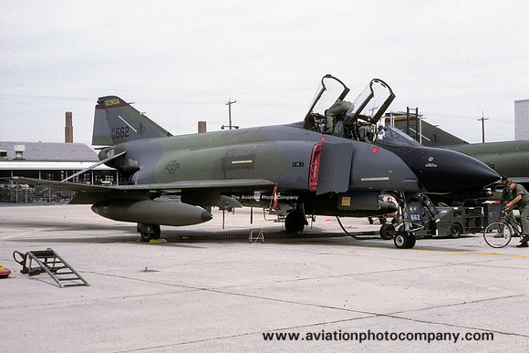 USAF Georgia ANG 128 TFS McDonnell F-4D Phantom 66-7662 (1985)