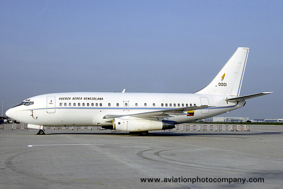 Venezuelan Air Force Boeing 737-200 0001 (1989)