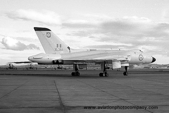 RAF Finningley Wing Avro Vulcan B.2 XL384 (1960)