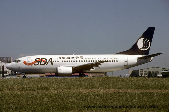 Shandong Airlines Boeing 737-300 B-2968 (2000)