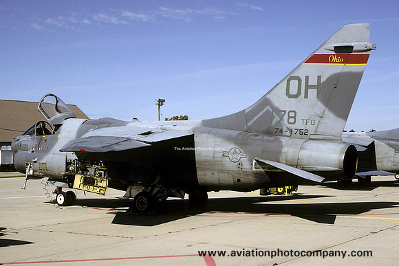 USAF Ohio ANG LTV A-7D Corsair 74-1752/OH (1992)
