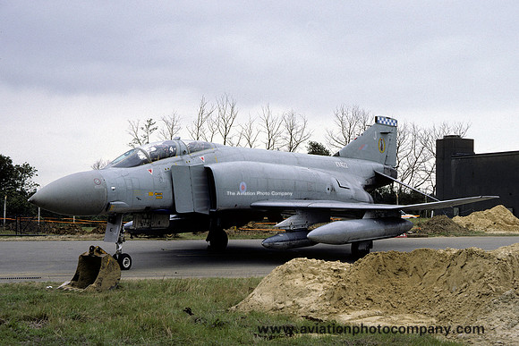 RAF 19 Squadron McDonnell F-4M Phantom FGR.2 Xv422/J (1986)