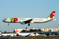 TAP Air Portugal Airbus A321-211 CS-TJF at Lisbon (2008)