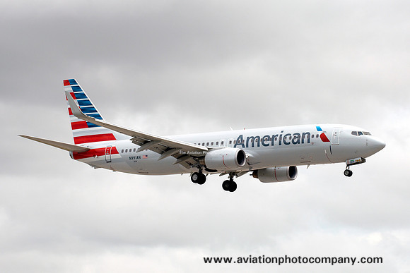 American Airlines Boeing 737-800 N991AN at Miami IAP (2013)