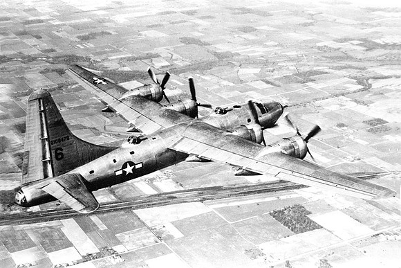 US Army Air Force Consolidated B-32 Dominator 42-108476