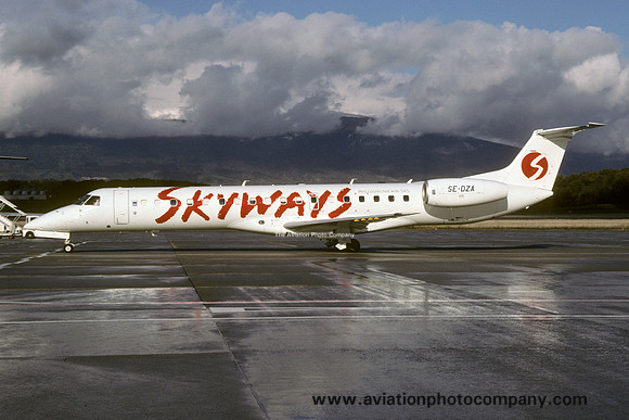 Skyways/SAS Embraer EMB-145 SE-DZA (2000)